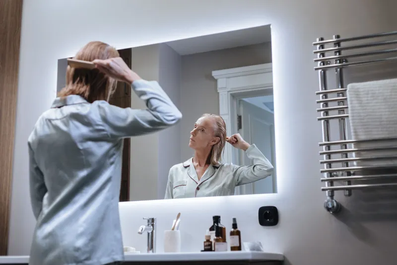 Cuando la mente tira del pelo: la verdad sobre el estrés y tu salud capilar